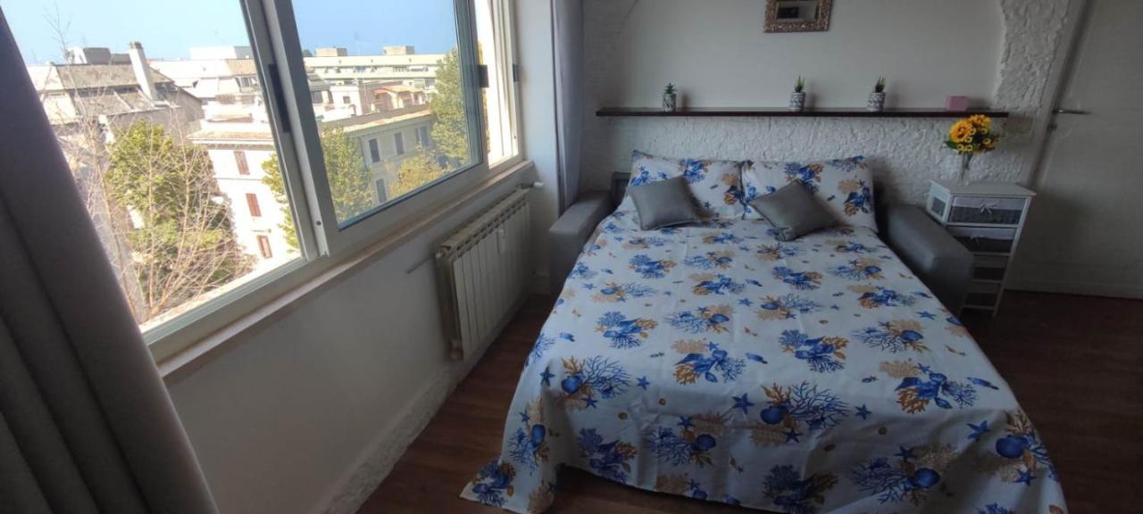 Attico Girasole Daire Lido di Ostia Dış mekan fotoğraf